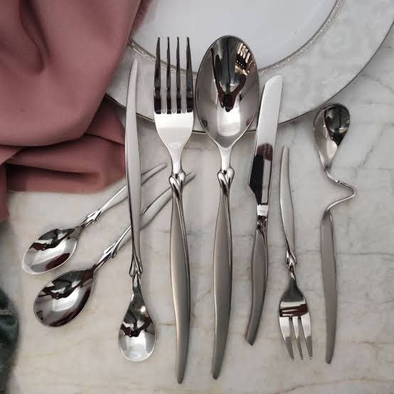 سرویس قاشق و چنگال ۳۰ نفره ۱۴۳ پارچه اس جی (SG) مدل لوکس - استیل ۴ میل